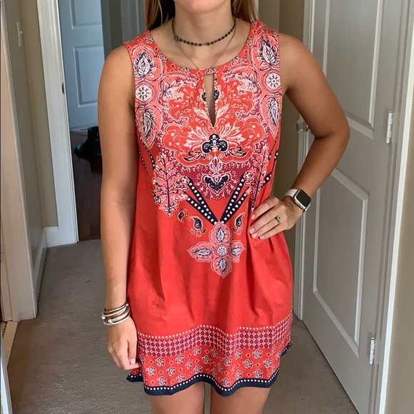 Shift dress with front cutout - Picture 1 of 2